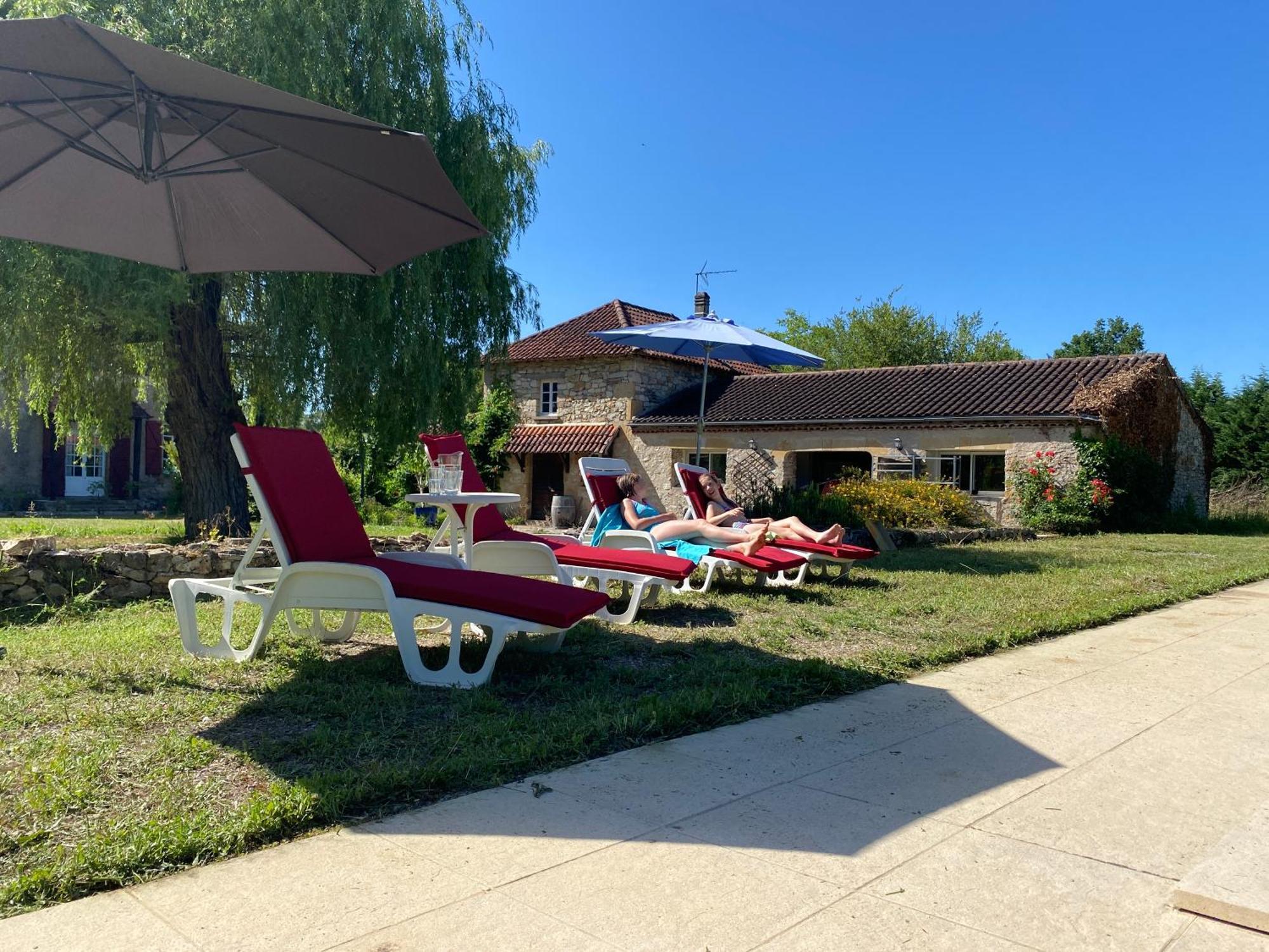 Prudhomat Sfeervol Vakantiehuis Op Landgoed Aan De Dordogne 빌라 외부 사진